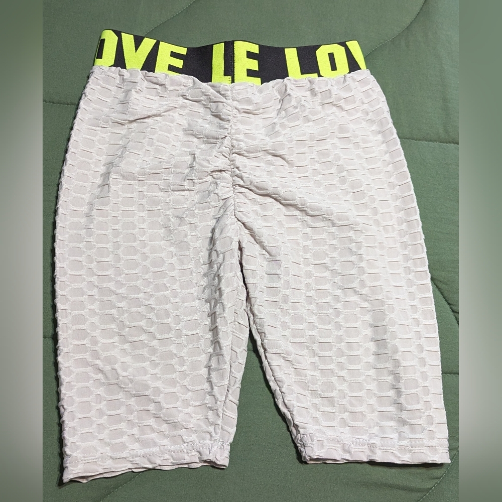 Shorts - Picture 2 of 2